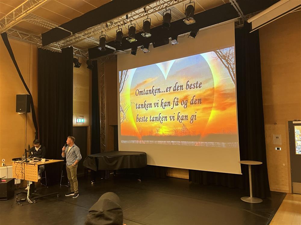 rune bjørnestad presenterer.foto - Klikk for stort bilde