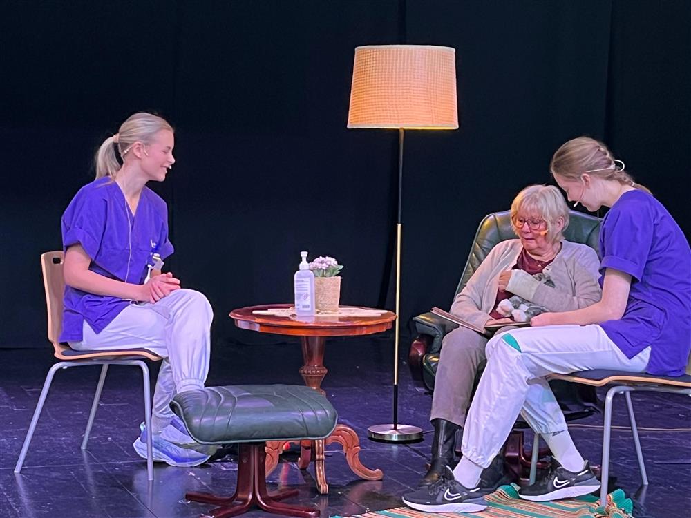 Elever på fylkesmesterskap.foto - Klikk for stort bilde